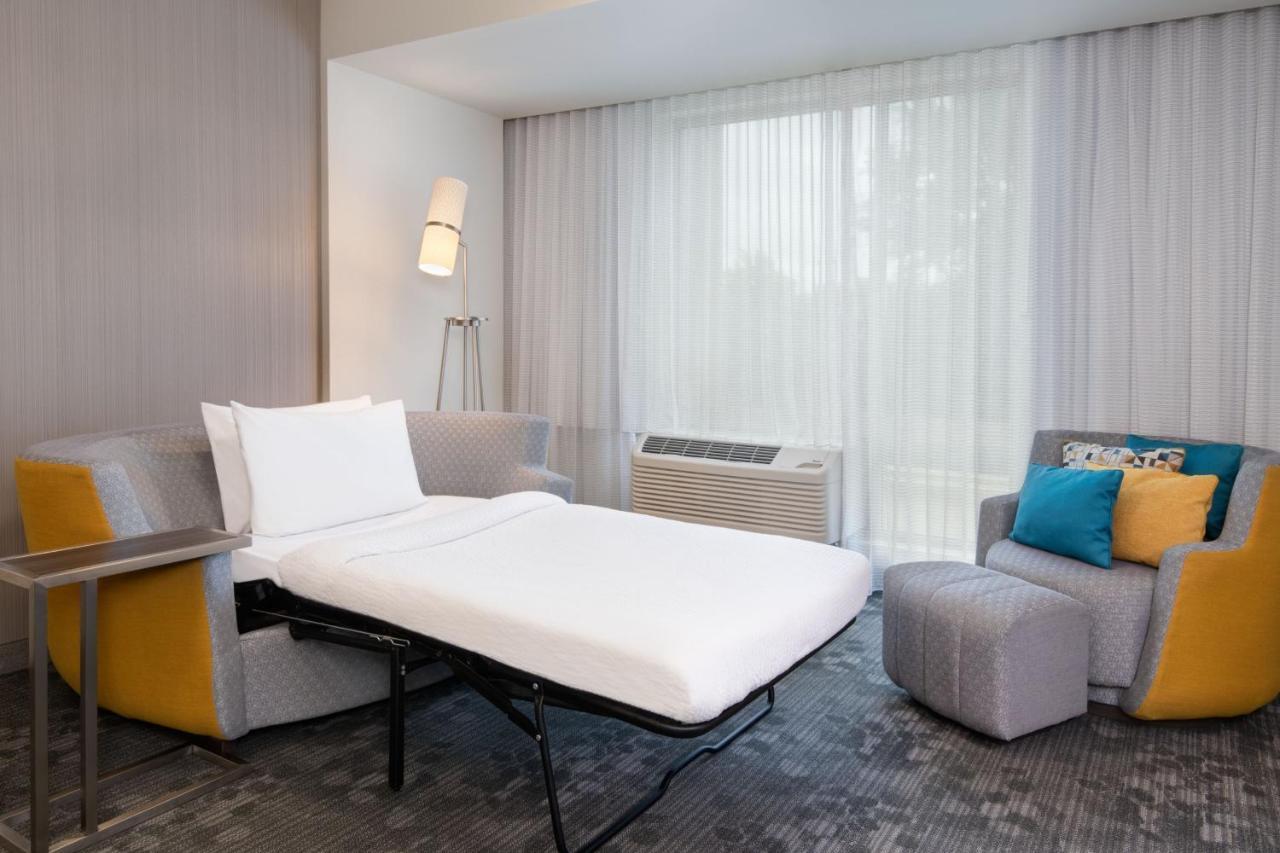 Courtyard By Marriott Atlanta Alpharetta/Avalon Area Hotel Luaran gambar