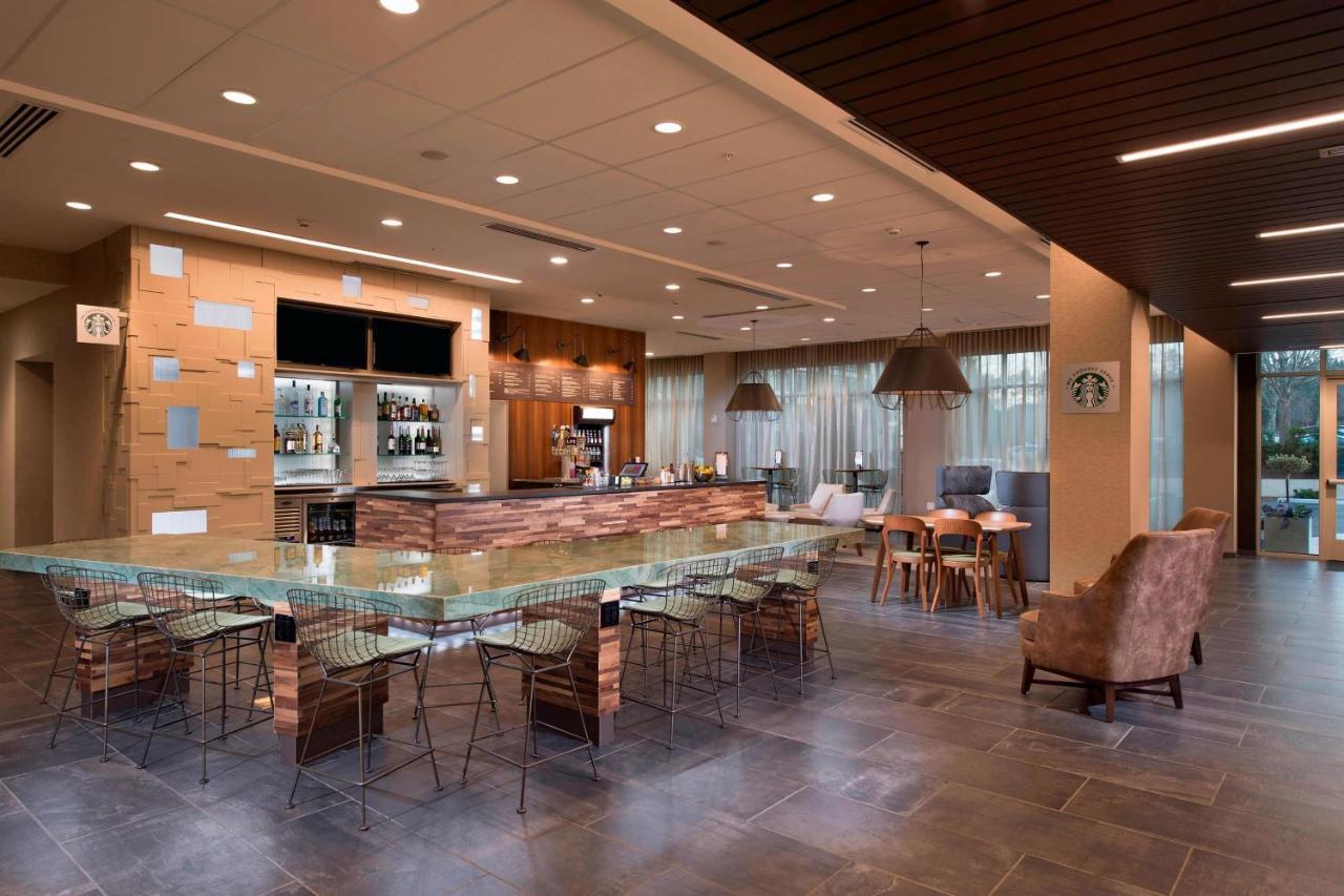 Courtyard By Marriott Atlanta Alpharetta/Avalon Area Hotel Luaran gambar